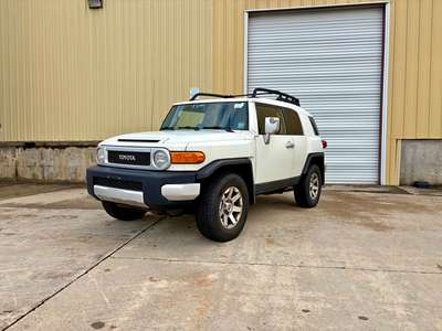 2013 Toyota FJ Cruiser Sport Utility 2D