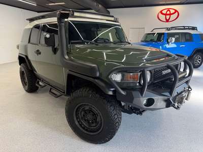 2013 Toyota FJ Cruiser - Sport Utility 2D