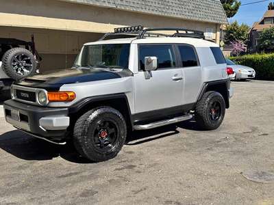 2007 Toyota FJ Cruiser - Manual transmission (4x4)