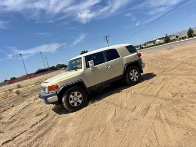 2008 Toyota FJ Cruiser - 4x4