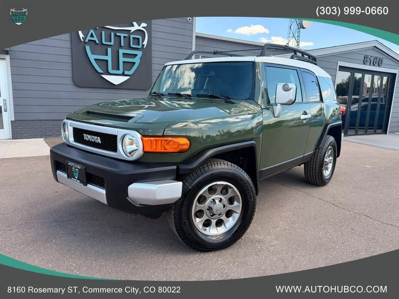 2012 Toyota FJ Cruiser Sport Utility 2D