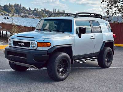2007 Toyota FJ Cruiser - Sport Utility 2D
