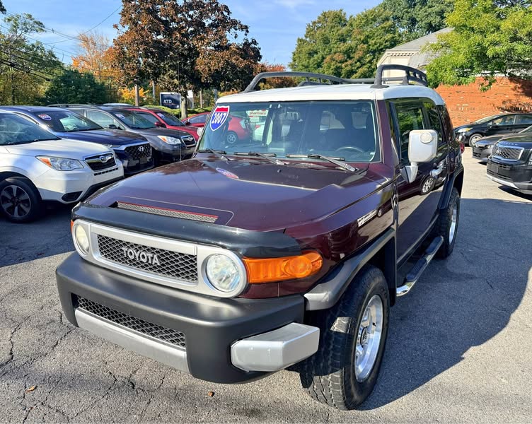 2007 Toyota FJ Cruiser - Sport Utility 2D