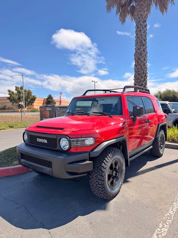2012 Toyota FJ Cruiser - Sport