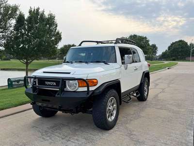 2012 Toyota FJ Cruiser - Sport Utility 2D