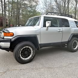 2007 Toyota FJ Cruiser - Sport Utility 2D