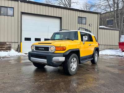 2007 Toyota FJ Cruiser - Sport Utility 2D
