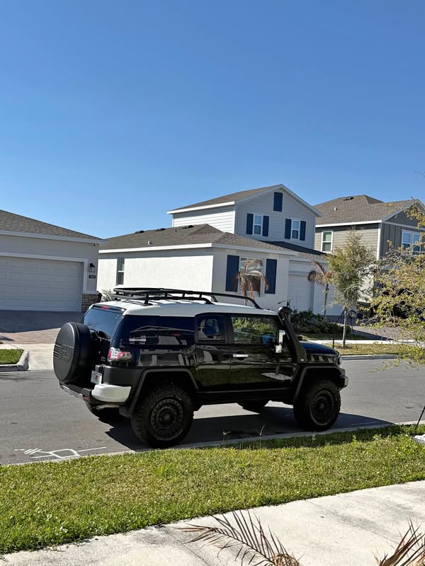 2007 Toyota FJ Cruiser - Sport Utility 2D