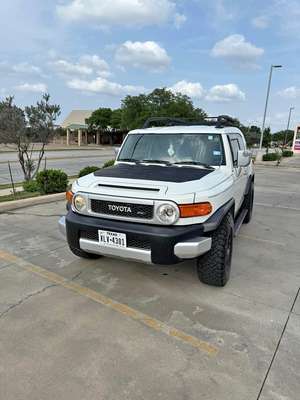 2012 Toyota FJ Cruiser - Sport Utility 2D