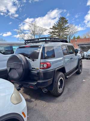 2013 Toyota FJ Cruiser - Sport Utility 2D