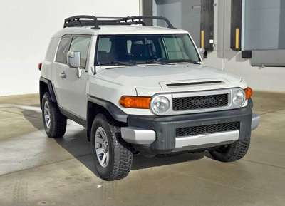 2014 Toyota FJ Cruiser - Sport Utility 2D