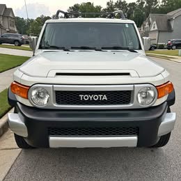 2013 Toyota FJ Cruiser - Sport Utility 2D
