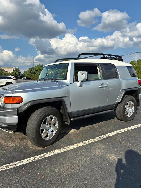 2008 Toyota FJ Cruiser - Sport Utility 2D