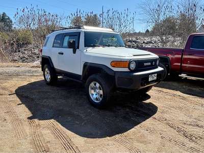 2010 Toyota FJ Cruiser - Sport Utility 2D