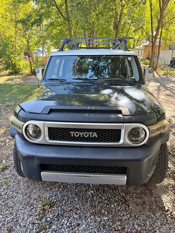 2007 Toyota FJ Cruiser - Sport Utility 2D