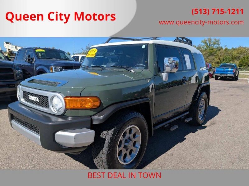2013 Toyota FJ Cruiser Base