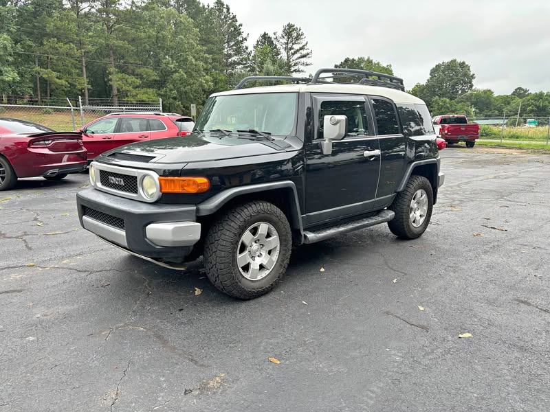 2007 Toyota FJ Cruiser - Sport Utility 2D