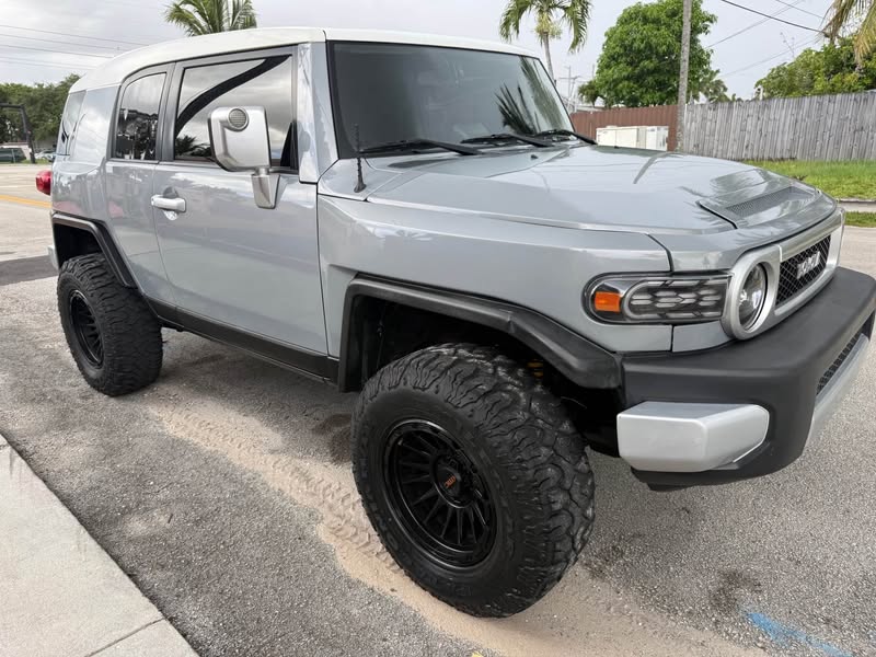 2014 Toyota FJ Cruiser - Sport Utility 2D