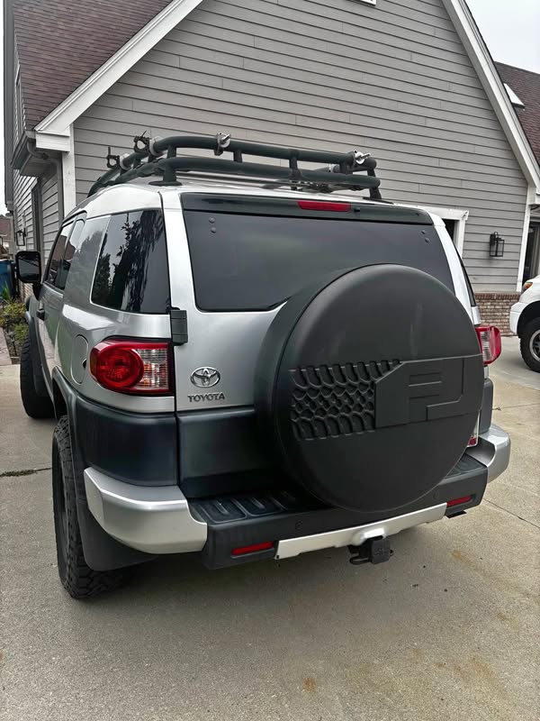 2007 Toyota FJ Cruiser - Sport Utility 2D