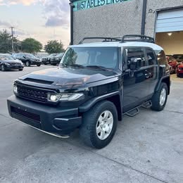 2007 Toyota FJ Cruiser - Sport Utility 2D