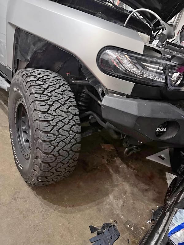2007 Toyota FJ Cruiser - Sport Utility 2D