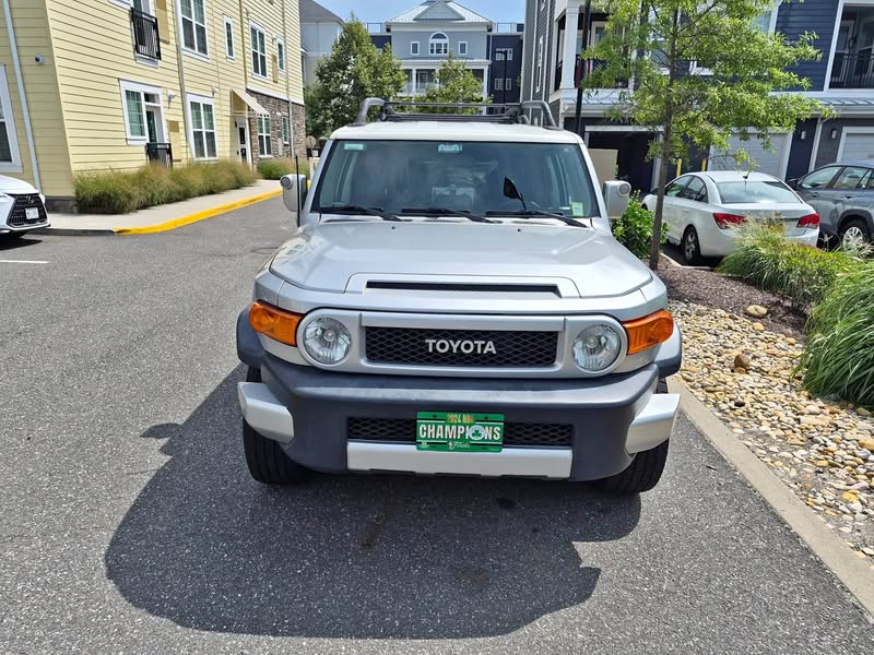 2008 Toyota FJ Cruiser - Sport Utility 2D
