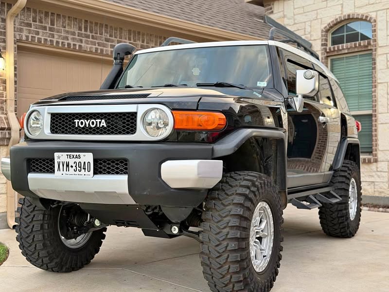 2007 Toyota FJ Cruiser - 4x4