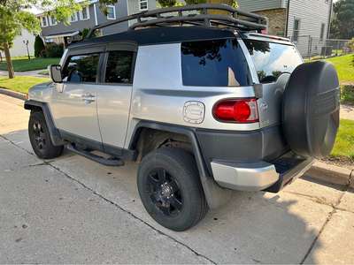 2007 Toyota FJ Cruiser - Sport Utility 2D