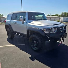 2008 Toyota FJ CRUISER LIFTED MUDDERS SHARP