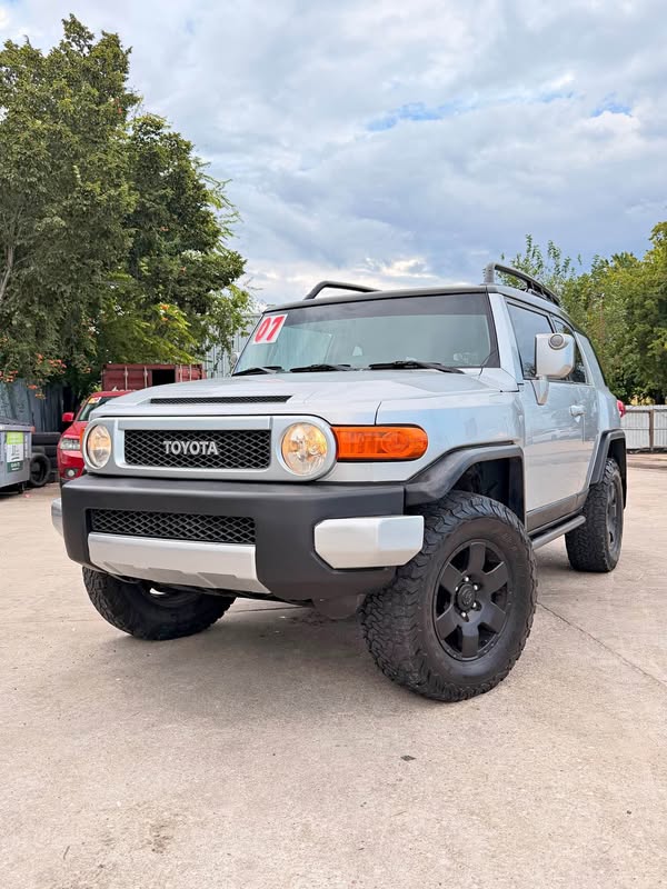 2007 Toyota FJ Cruiser - 4x4