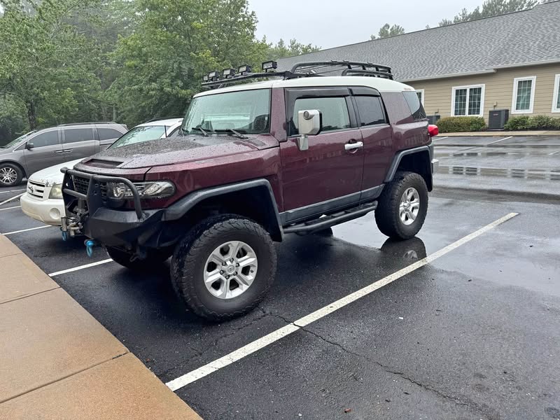 2007 Toyota FJ Cruiser - Sport Utility 2D