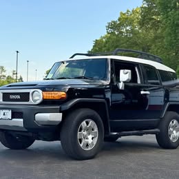 2010 Toyota FJ Cruiser Sport Utility 2D