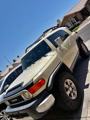 2008 Toyota FJ Cruiser - Sport Utility 2D