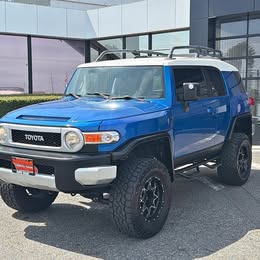 2010 Toyota FJ Cruiser Base 4x2 4dr SUV