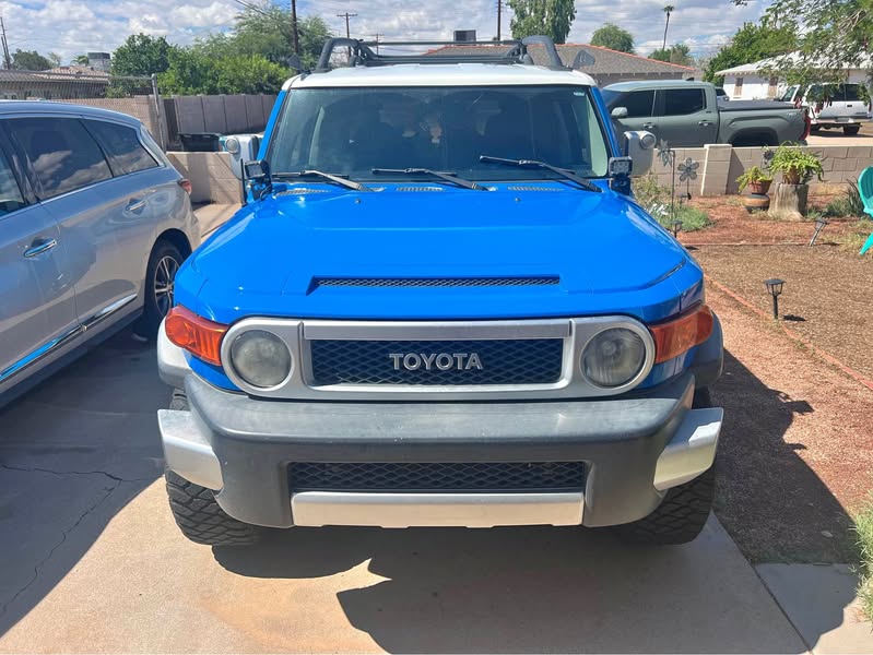 2007 Toyota FJ Cruiser - Sport Utility 2D