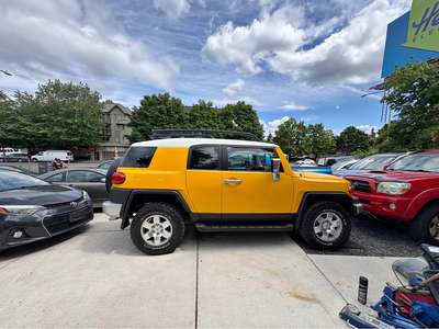 2007 Toyota FJ Cruiser - Sport Utility 2D