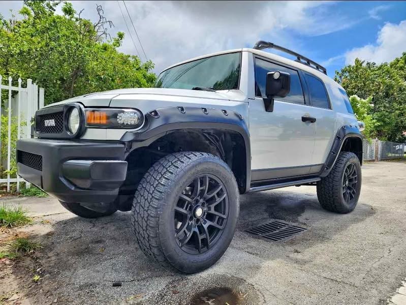 2007 Toyota FJ Cruiser - 4\u00d74