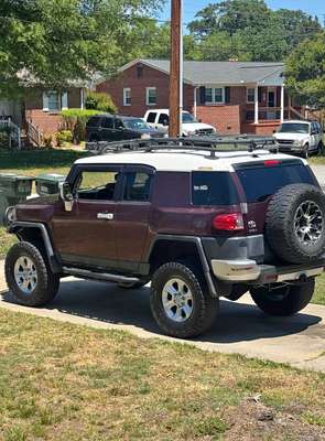 2007 Toyota FJ Cruiser - Sport Utility 2D