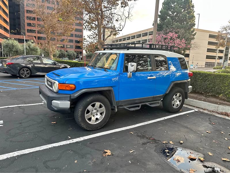 2007 Toyota FJ Cruiser - 4x4