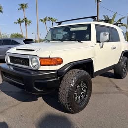 2011 Toyota FJ Cruiser Base