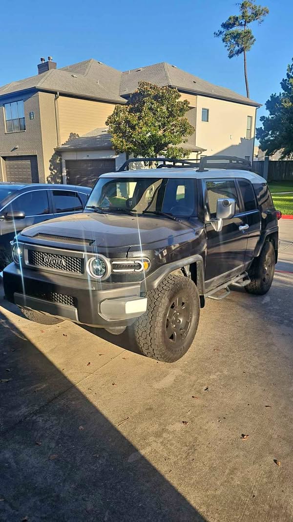 2007 Toyota FJ Cruiser - Sport Utility 2D