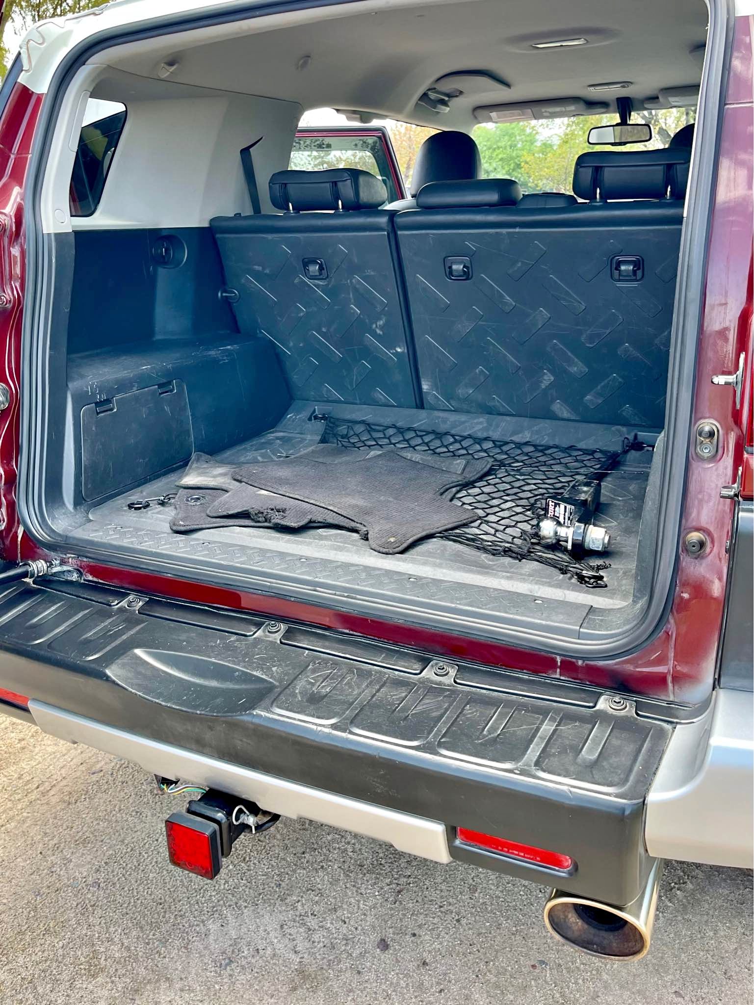 2011 Toyota FJ Cruiser - Sport Utility 2D