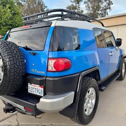 2007 Toyota FJ Cruiser - 4+2