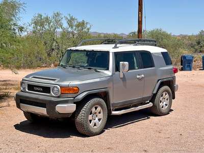 2010 Toyota FJ Cruiser - Normal