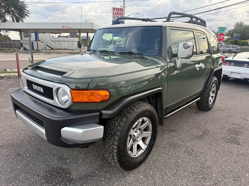2014 Toyota FJ Cruiser - Sport Utility 2D