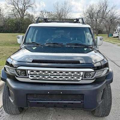 2008 Toyota FJ Cruiser - Sport Utility 2D