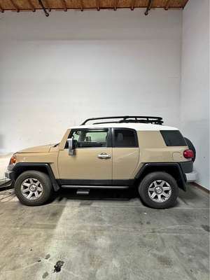 2014 Toyota FJ Cruiser - Sport Utility 2D