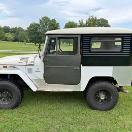 1972 Toyota FJ40 Land Cruiser