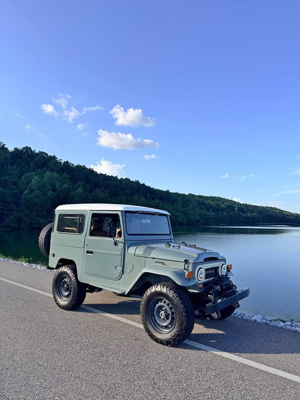 1967 Toyota Landcruiser - FJ40