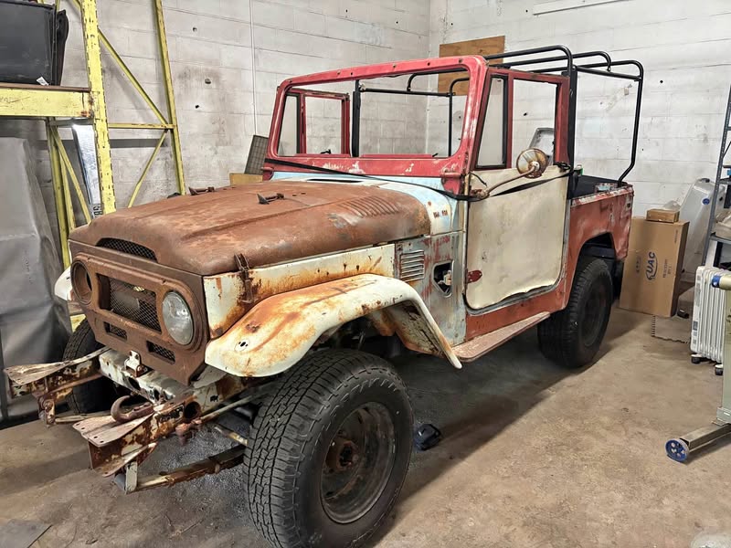 1974 Toyota Landcruiser - FJ40 FST Factory Soft Top